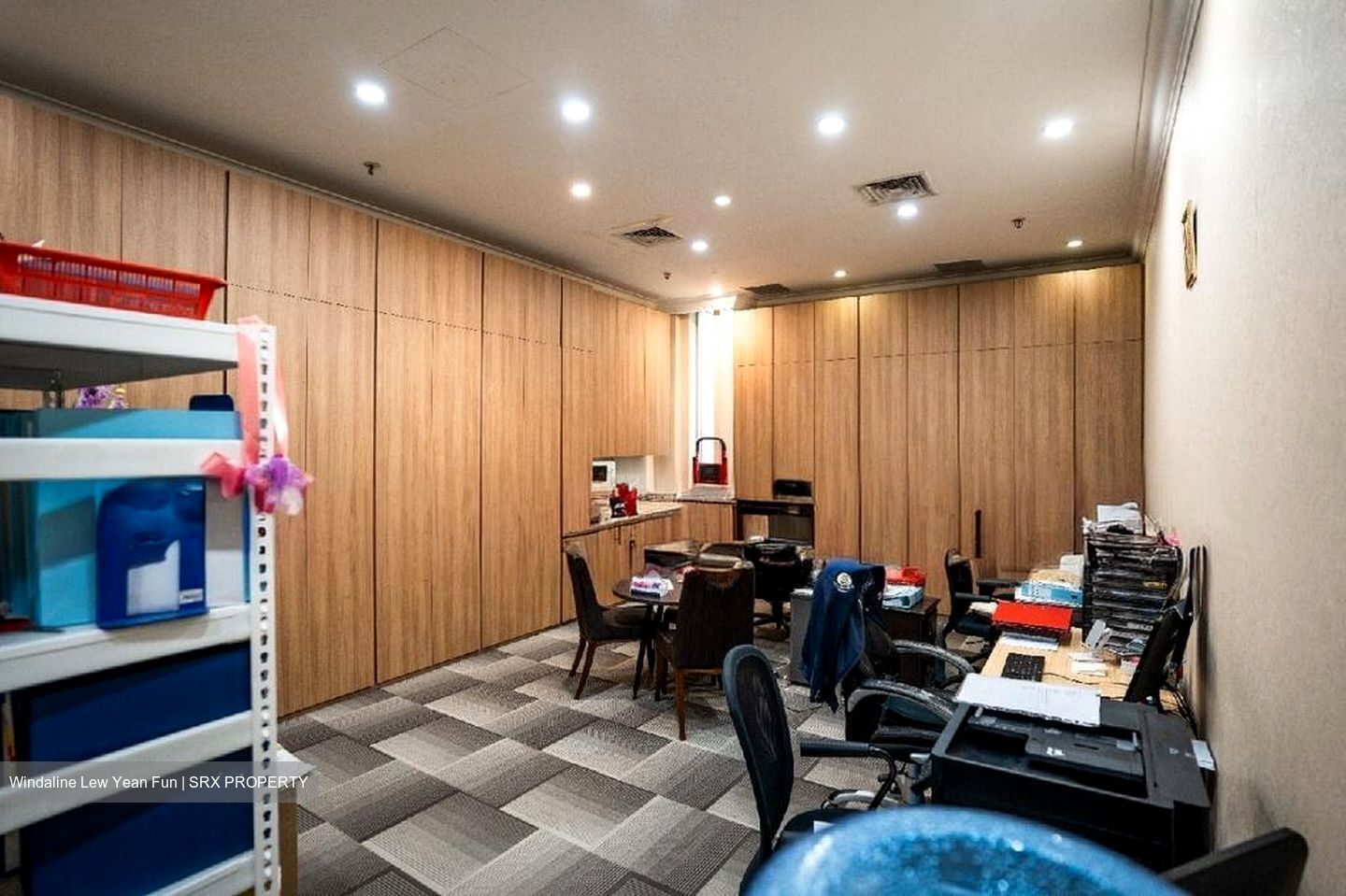 High Street Plaza (D6), Office #498287771